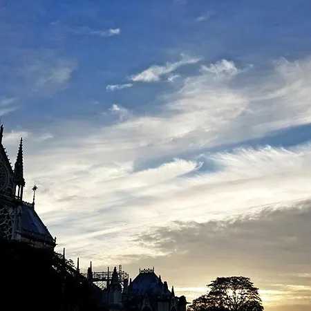 アパート Bord De Marne Paris ブリ・シュル・マルヌ
