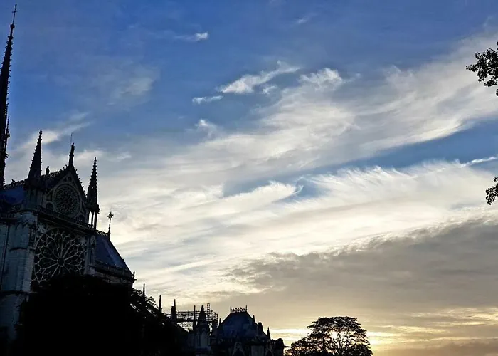 アパート Bord De Marne Paris ブリ・シュル・マルヌ